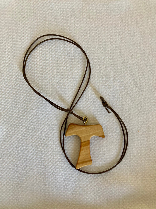 Tau-Kreuz aus Olivenholz